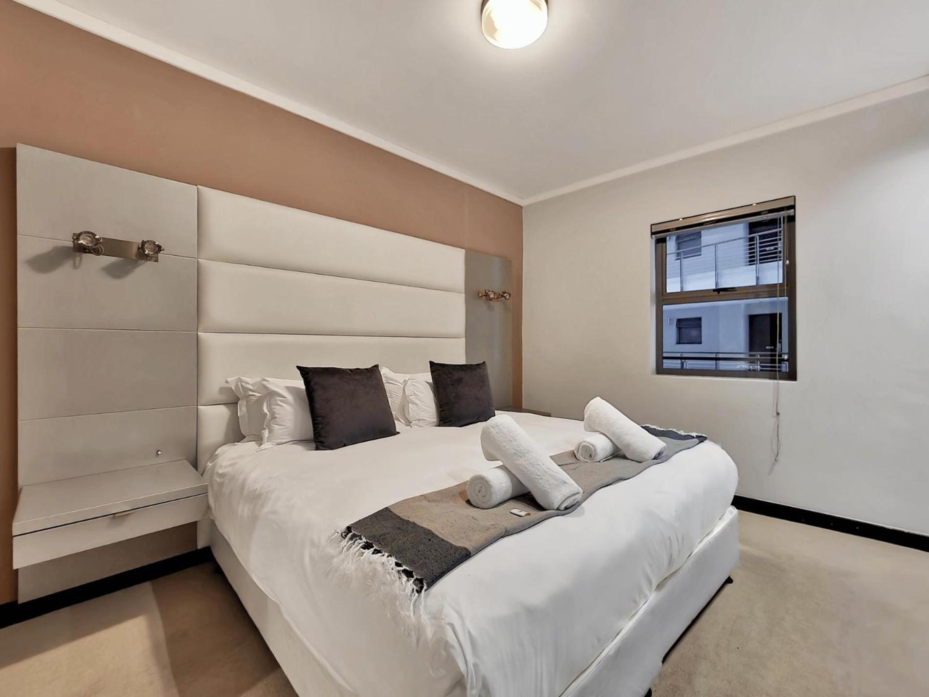 Apartment At The Icon